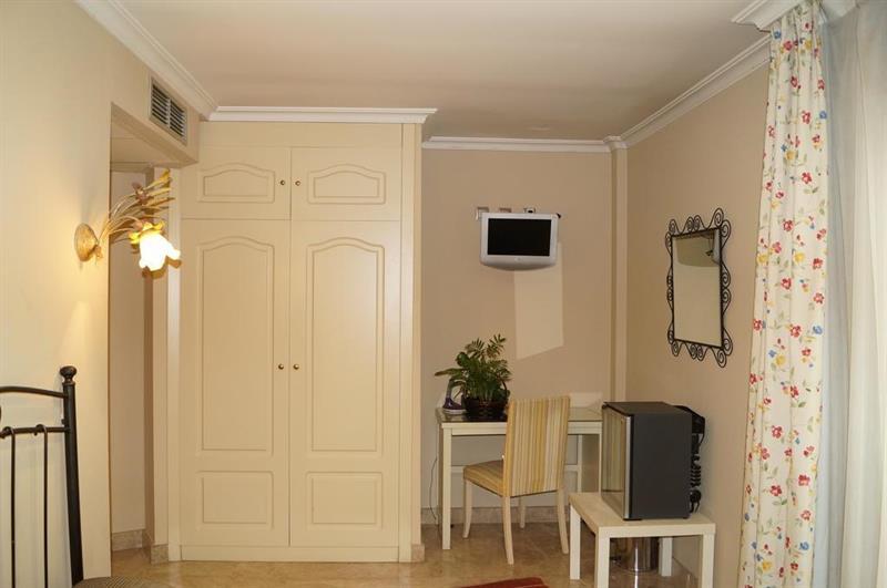 Caballero Errante Madrid Bagian luar foto